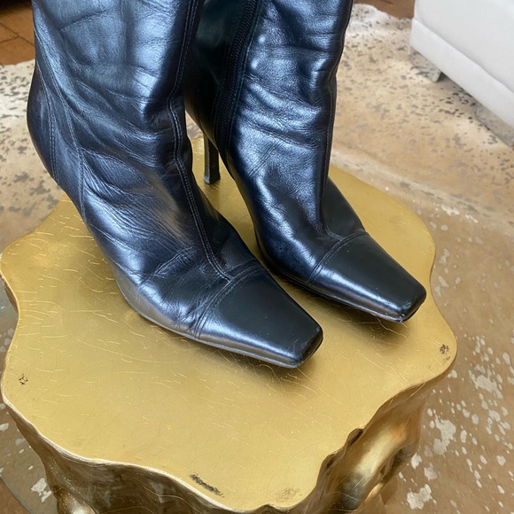 Woman’s Leather Booties - Picture 2 of 5